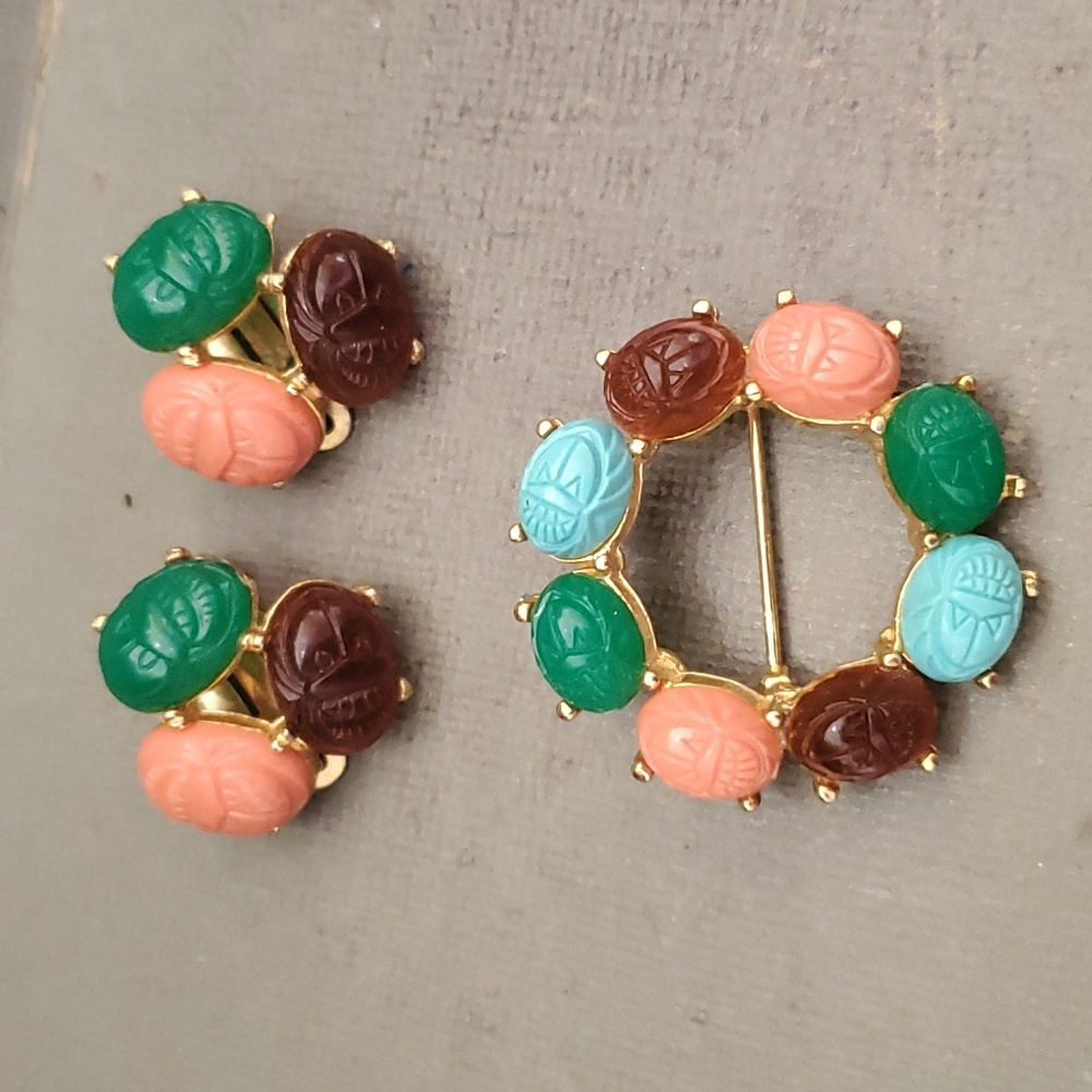 Vintage Celebrity Brooch Earring Set. Scarab design